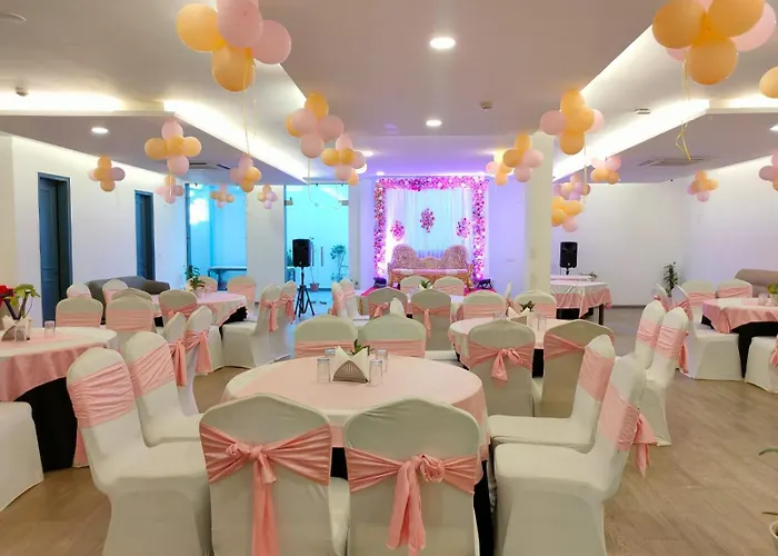 Hotel Mavens White Artemis Hospital Road Sector 52 Gurgaon