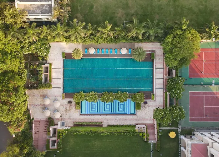 Dlf Club 5